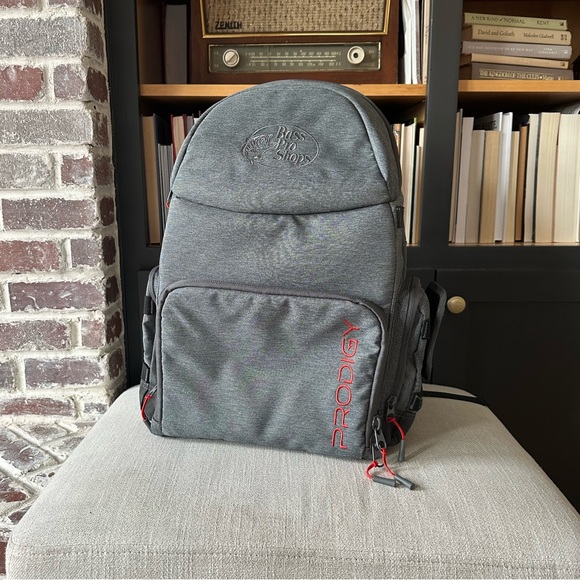 BASS PRO SHOP - Prodigy tackle backpack - Picture 8 of 12